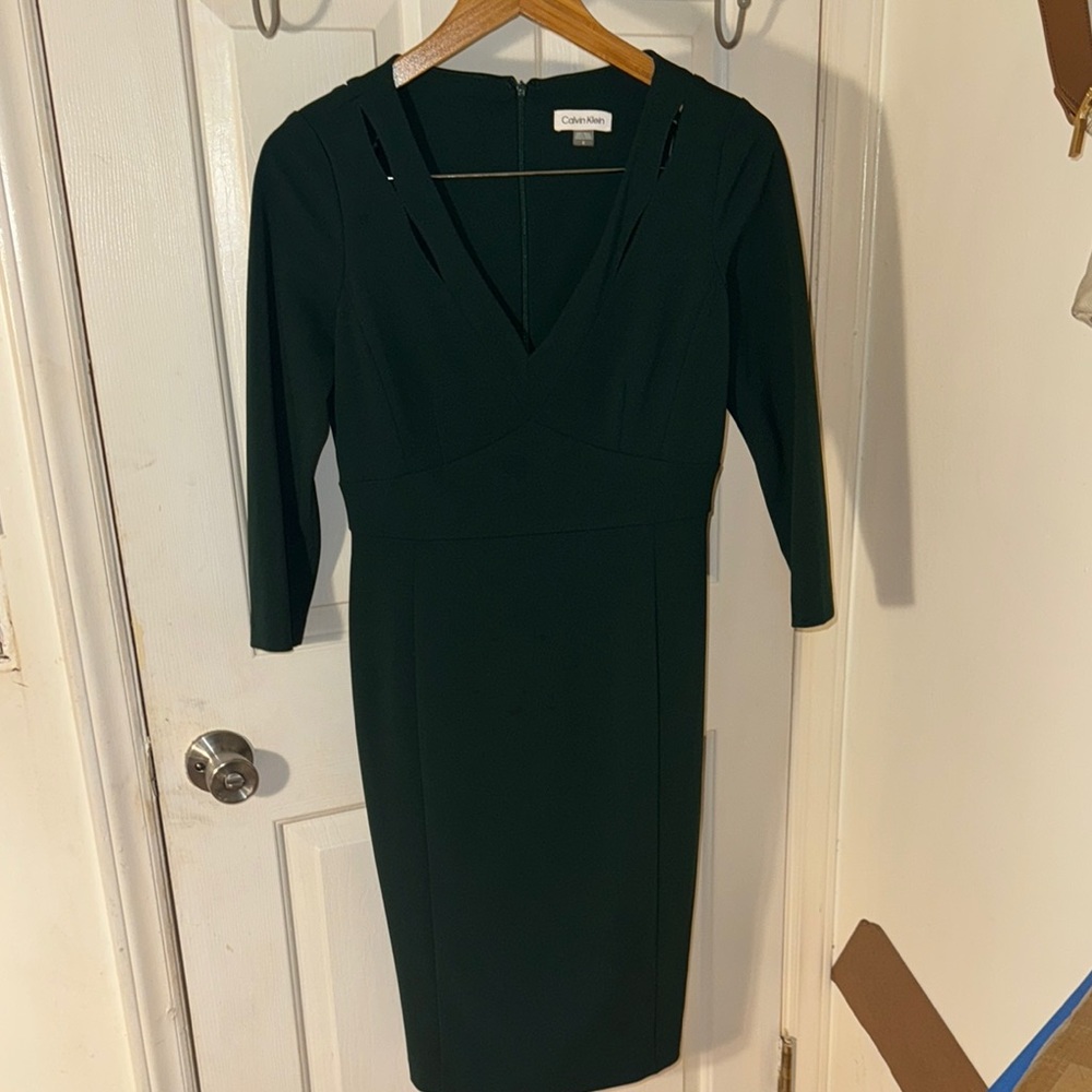 Calvin Klein Women's Dark Green 3/4 Sleeve Dress Size 6